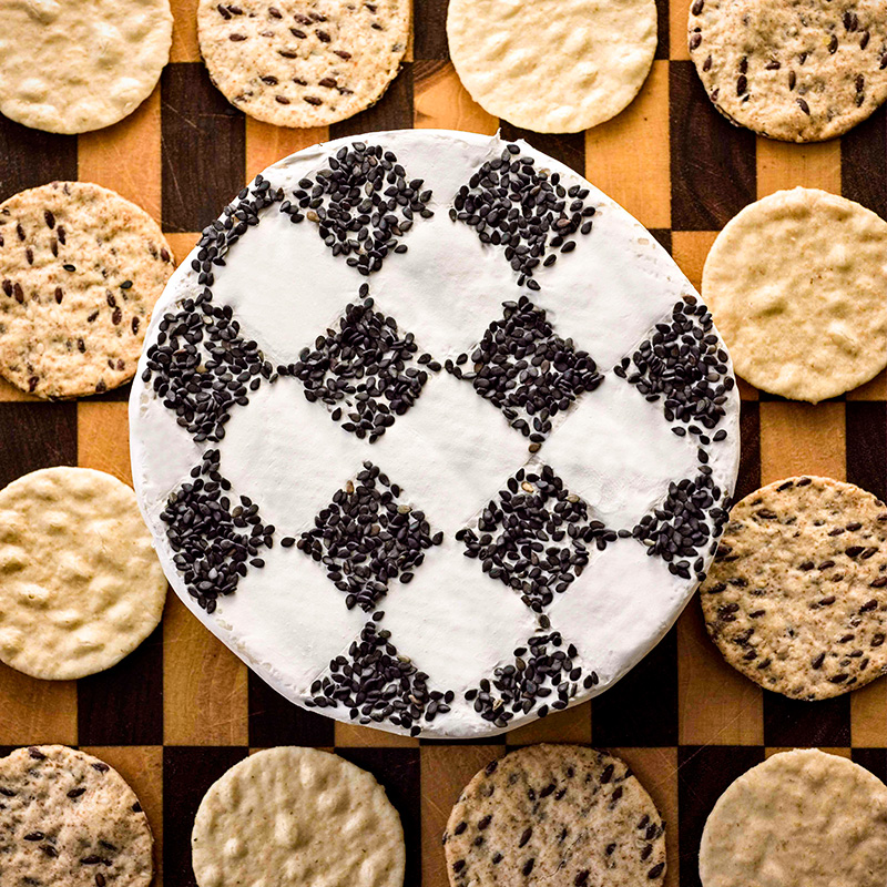 Checkerboard Topped Brie and Crackers Checkerboard Topped Brie and Crackers
